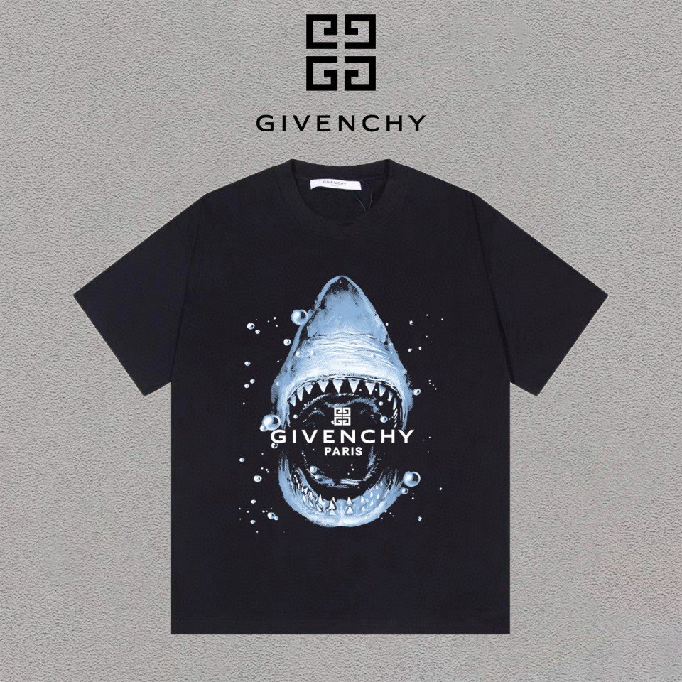 T-Shirt Givenchy XS-L Givenchy T-Shirt XS-L