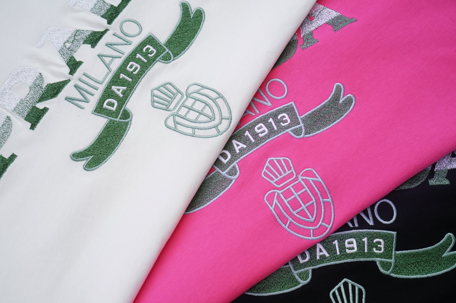 Prada T-Shirt S-3XL - Imagen 17