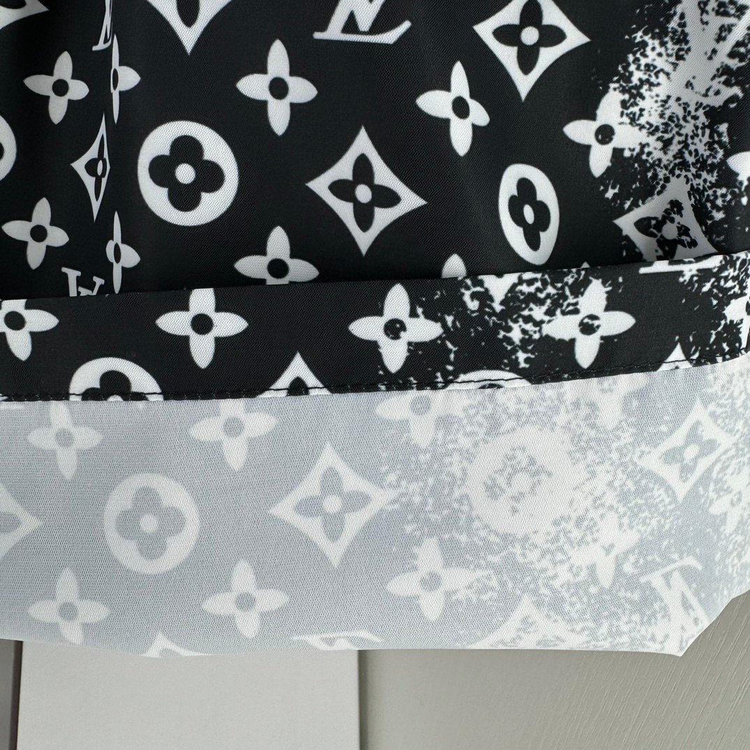 LV Shorts M-3XL - Image 10