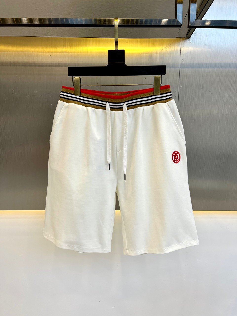 Calções Burberry S-XL Burberry Shorts S-XL