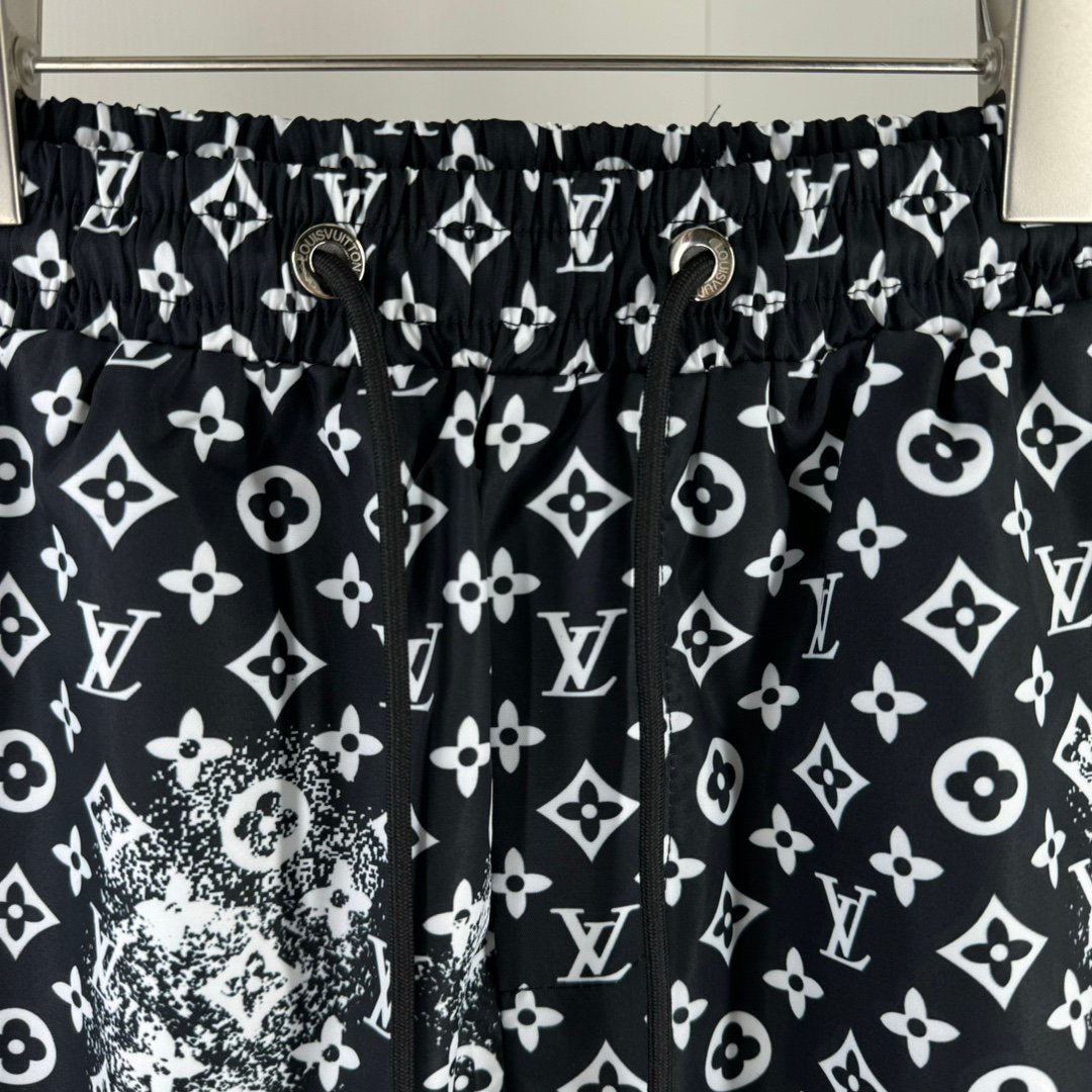 LV Shorts M-3XL - Image 4
