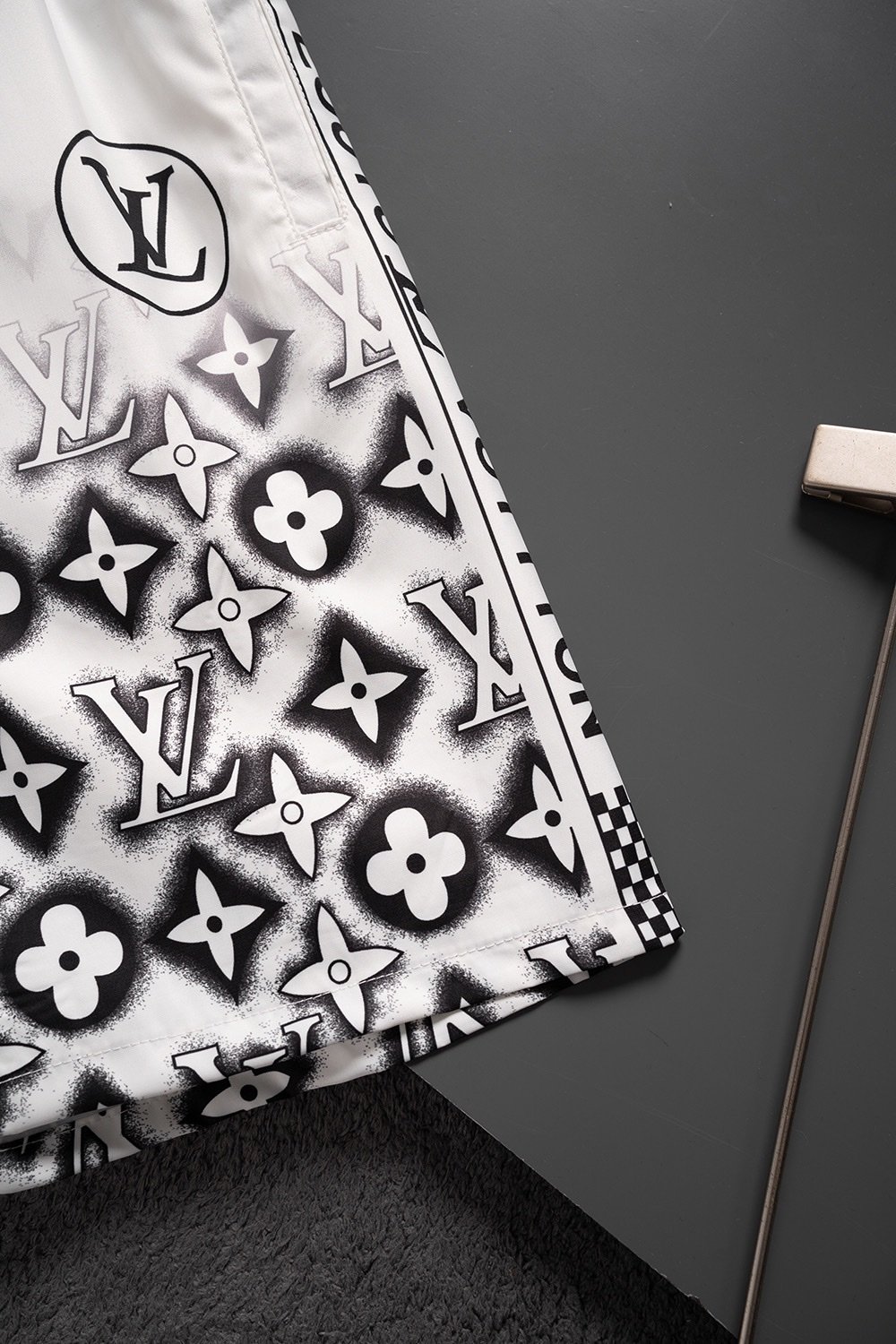 LV Shorts M-3XL - Imagine 4