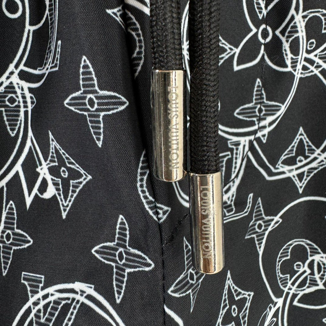 LV Shorts M-3XL - Image 7