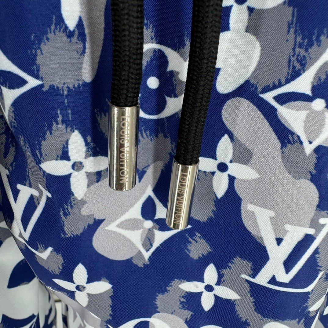 LV Shorts M-3XL - Image 8