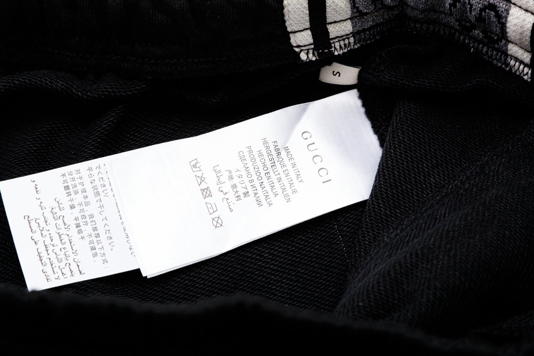 Gucci Shorts XS-L - Image 3