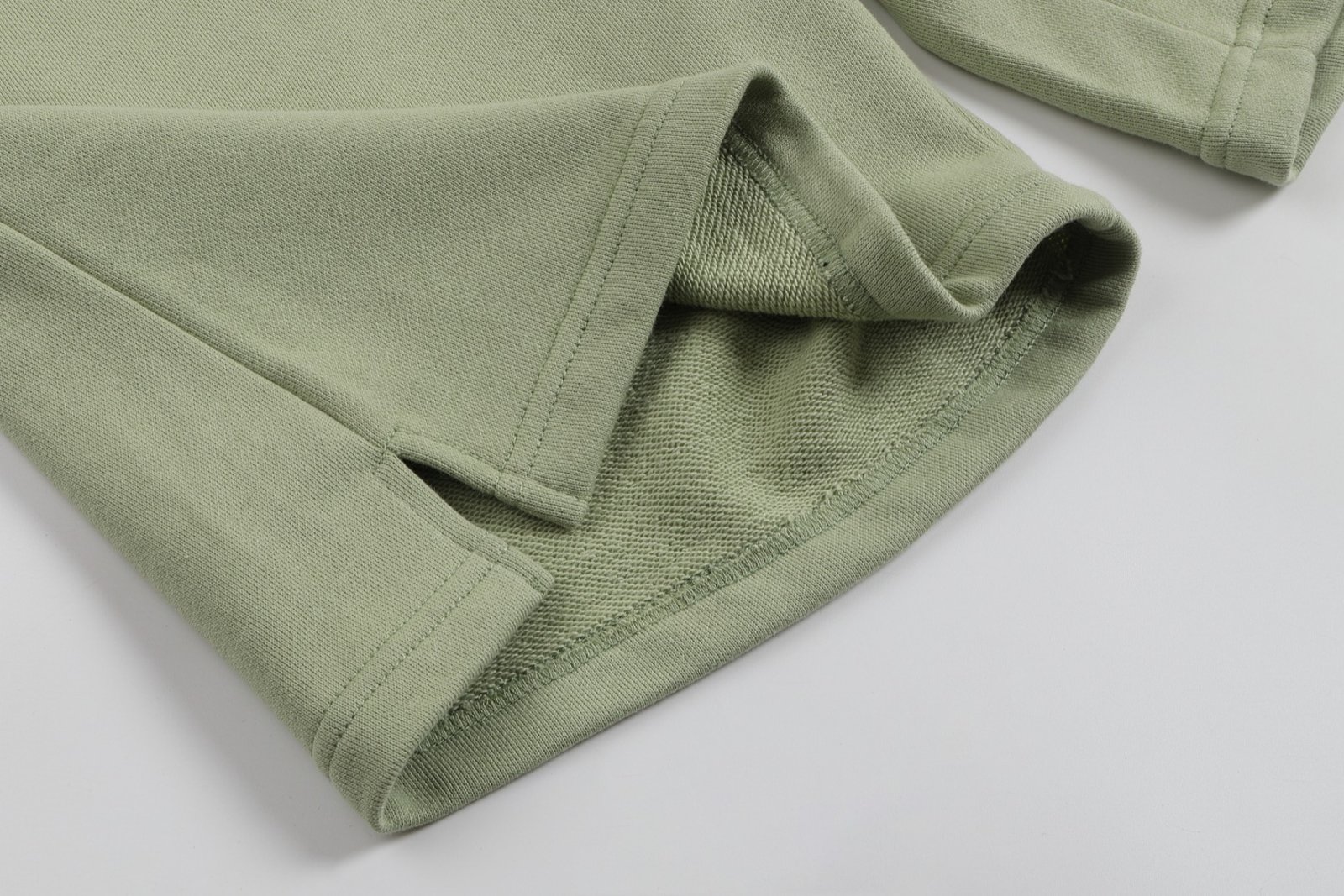 Ami Shorts S-XL - Image 9