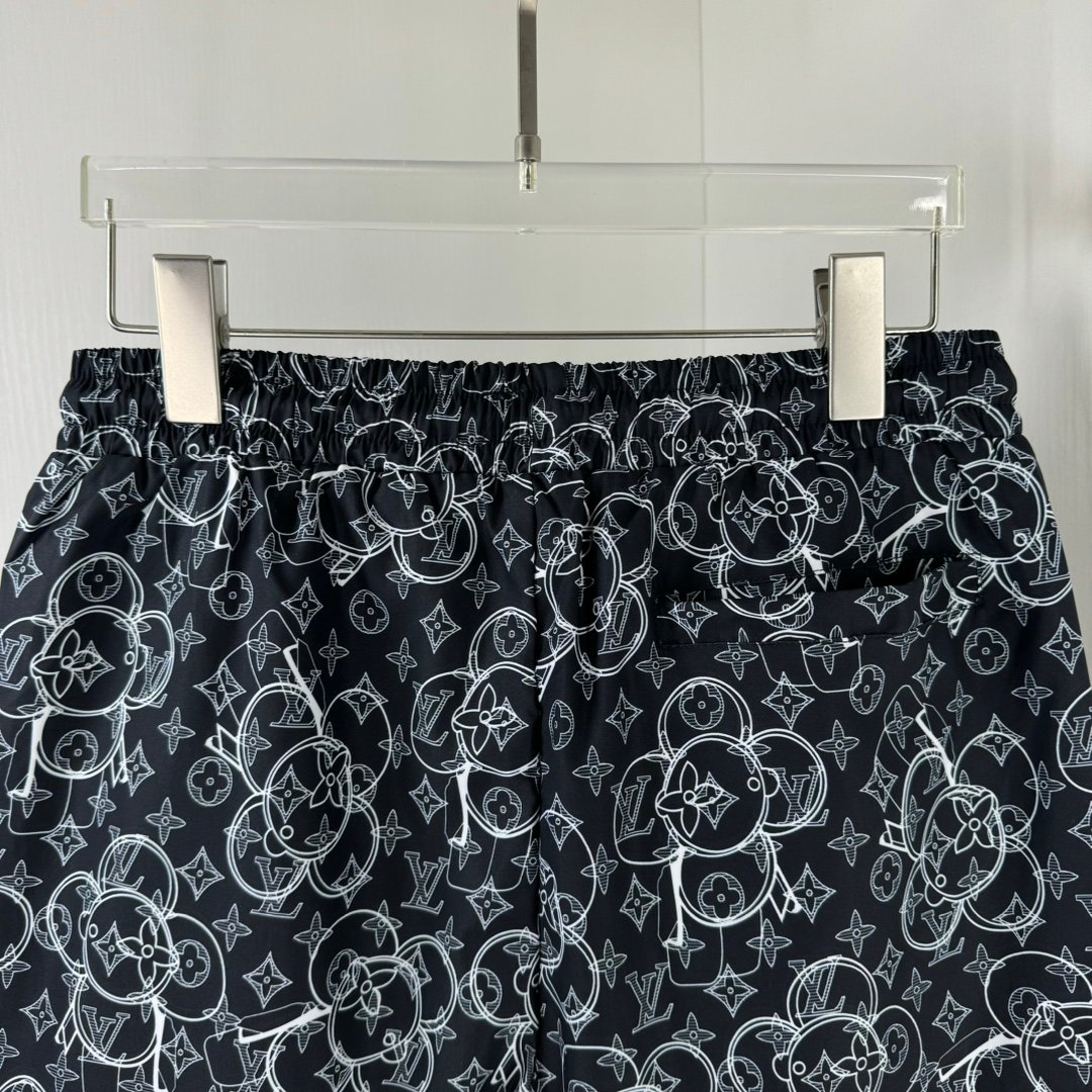 LV Shorts M-3XL - Image 8