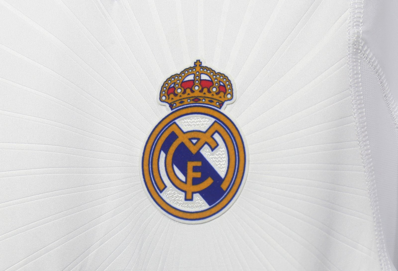 Adidas Football jerseys S-2XL - Image 2